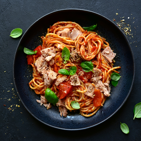 Spaghetti con Pollo al Pomodoro